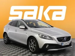 Käytetty 2015 Volvo V40 CC Business Edition Farmari | 12 800 € (Perustarjous)
