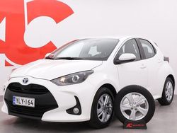 Valkoinen Käytetty 2023 Toyota Yaris Hybrid Active Viistoperä | 18 790 € (Perustarjous)
