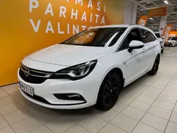 Valkoinen Käytetty 2017 Opel Astra Business Farmari | 16 480 € (Hieman kallis)