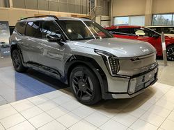 Valkoinen Uusi 2025 Kia EV9 GT-Line Katumaasturi | 79 900 € (Supertarjous)