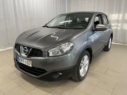 Harmaa Käytetty 2012 Nissan Qashqai Acenta Katumaasturi | 6 700 € (Perustarjous)