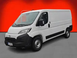 Valkoinen Uusi 2024 Toyota Proace Van | 47 900 € (Hyvä tarjous)