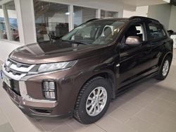 Ruskea Käytetty 2020 Mitsubishi ASX Invite Katumaasturi | 16 490 € (Perustarjous)