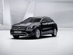 Musta Käytetty 2018 Mercedes GLA180 Business Katumaasturi | 21 900 € (Perustarjous)