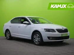 Valkoinen Käytetty 2017 Skoda Octavia Style Sedan | 9 890 € (Perustarjous)