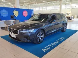 Harmaa Käytetty 2019 Volvo V60 R-Design Farmari | 30 800 € (Perustarjous)