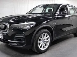 Musta Käytetty 2022 BMW X5 Katumaasturi | 59 900 € (Perustarjous)
