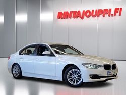 Valkoinen Käytetty 2012 BMW 318 Sedan | 9 480 € (Perustarjous)