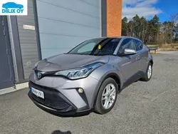Käytetty 2020 Toyota C-HR Active Katumaasturi | 18 890 € (Supertarjous)