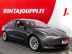Käytetty 2021 Tesla Model 3 Sedan | 29 800 € (Hieman kallis)