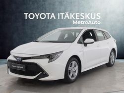 Valkoinen Käytetty 2021 Toyota Corolla Active Farmari | 23 390 € (Perustarjous)