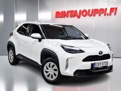 Valkoinen Käytetty 2024 Toyota Yaris Cross Active Katumaasturi | 21 400 € (Supertarjous)