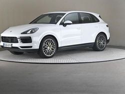 Käytetty 2022 Porsche Cayenne Katumaasturi | 69 500 € (Supertarjous)