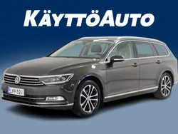 Ruskea (beige) Käytetty 2017 VW Passat Highline Farmari | 23 700 € (Kallis)