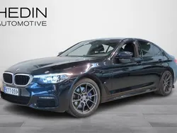 Musta Käytetty 2020 BMW 530e M Sport Sedan | 27 890 € (Supertarjous)