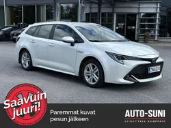 Valkoinen Käytetty 2020 Toyota Corolla Active Farmari | 19 400 € (Hyvä tarjous)