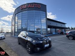 Musta Käytetty 2022 BMW iX Comfort Edition Katumaasturi | 49 390 € (Hieman kallis)