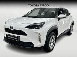 Valkoinen Käytetty 2023 Toyota Yaris Cross Business Edition Katumaasturi | 26 990 € (Perustarjous)