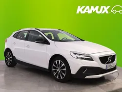 Käytetty 2019 Volvo V40 CC Business Edition Farmari | 17 890 € (Perustarjous)