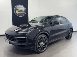 Musta Käytetty 2019 Porsche Cayenne Sport Katumaasturi | 64 900 €