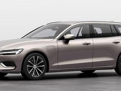 Uusi 2025 Volvo V60 Performance Farmari | 58 081 € (Kallis)