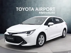 Valkoinen Käytetty 2021 Toyota Corolla Active Farmari | 24 490 € (Perustarjous)