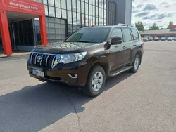 Ruskea Käytetty 2022 Toyota Land Cruiser Active Katumaasturi | 74 980 € (Perustarjous)