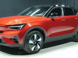 Uusi 2025 Volvo EC40 Ultra Katumaasturi | 54 900 € (Perustarjous)