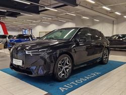 Musta Käytetty 2022 BMW iX Katumaasturi | 49 800 € (Perustarjous)