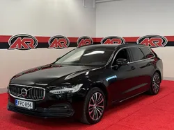 Musta Käytetty 2022 Volvo V90 Business Edition Farmari | 34 900 € (Hieman kallis)