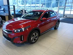 Punainen Uusi 2025 Kia XCeed EX Katumaasturi | 31 900 € (Hyvä tarjous)