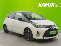 Valkoinen Käytetty 2017 Toyota Yaris Hybrid Style Sedan | 14 400 € (Perustarjous)