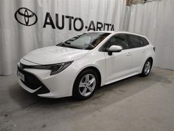 Valkoinen Käytetty 2022 Toyota Corolla Edition Farmari | 25 900 € (Hieman kallis)