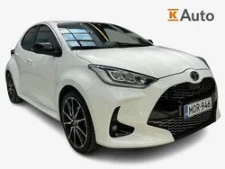Valkoinen Käytetty 2022 Toyota Yaris Hybrid Sport Viistoperä | 25 250 € (Perustarjous)