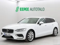 Valkoinen Käytetty 2020 Volvo V60 Inscription Farmari | 28 980 € (Perustarjous)