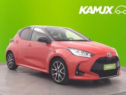 Coral/ black mica Käytetty 2021 Toyota Yaris Hybrid Edition Sedan | 17 900 € (Perustarjous)