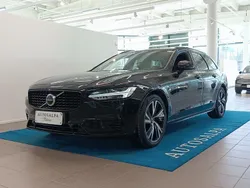 717 Käytetty 2022 Volvo V90 R-Design Farmari | 41 900 € (Perustarjous)
