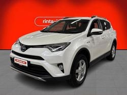 Valkoinen Käytetty 2018 Toyota RAV4 Hybrid Premium Katumaasturi | 24 480 € (Hyvä tarjous)