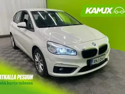 Valkoinen Käytetty 2015 BMW 218 Active Tourer Tila-auto | 14 900 € (Perustarjous)