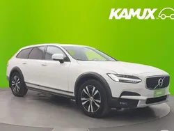 Valkoinen Käytetty 2020 Volvo V90 CC Farmari | 28 400 € (Hyvä tarjous)