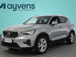 Harmaa Käytetty 2023 Volvo XC40 Plus Katumaasturi | 41 900 € (Perustarjous)