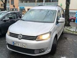 Käytetty 2010 VW Caddy Maxi Comfortline Tila-auto | 6 990 € (Kallis)