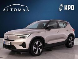 Ruskea Käytetty 2022 Volvo XC40 Core Katumaasturi | 29 900 € (Hieman kallis)