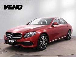 Punainen Käytetty 2019 Mercedes E300 Avantgarde Sedan | 27 700 € (Hyvä tarjous)
