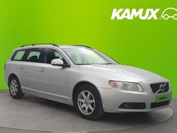 Hopea / harmaa Käytetty 2010 Volvo V70 Momentum Farmari | 7 690 € (Hyvä tarjous)