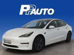 Valkoinen Käytetty 2022 Tesla Model 3 Sedan | 33 900 € (Perustarjous)