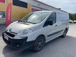 Hopea Käytetty 2015 Toyota Proace Active Van | 13 980 € (Hyvä tarjous)