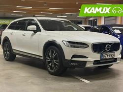 Valkoinen Käytetty 2018 Volvo V90 CC Pro Farmari | 32 900 € (Perustarjous)