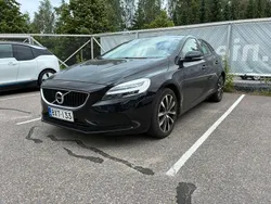 Käytetty 2019 Volvo V40 Business Edition Farmari | 19 890 € (Perustarjous)