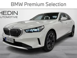 Valkoinen Käytetty 2024 BMW i5 Comfort Edition Sedan | 59 900 € (Supertarjous)